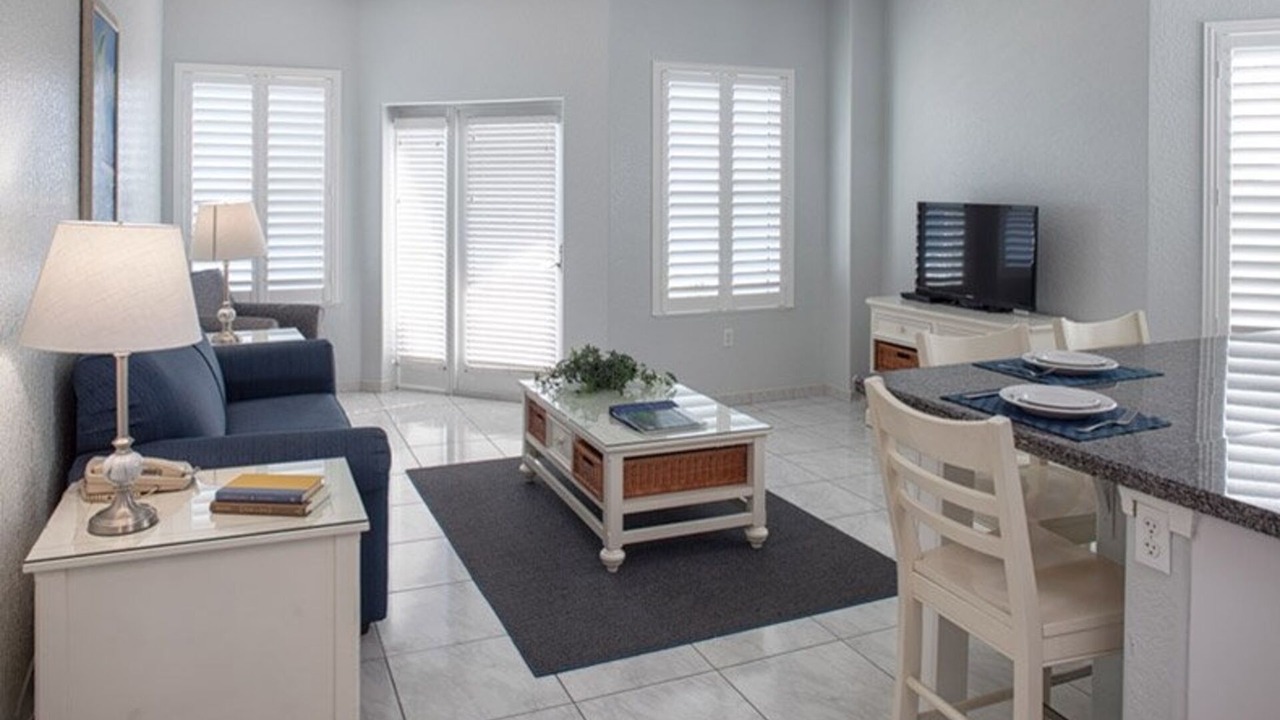 Photo of Livingroom in Ormond Beach