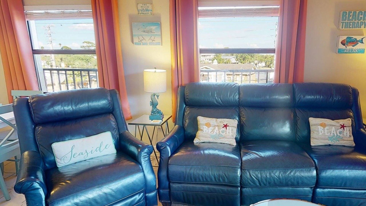 Photo of Livingroom in Belle Vista