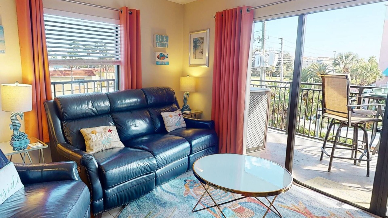 Photo of Livingroom in Belle Vista