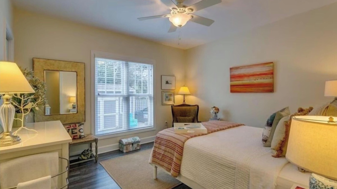 Photo of Bedroom in Downtown Historic District