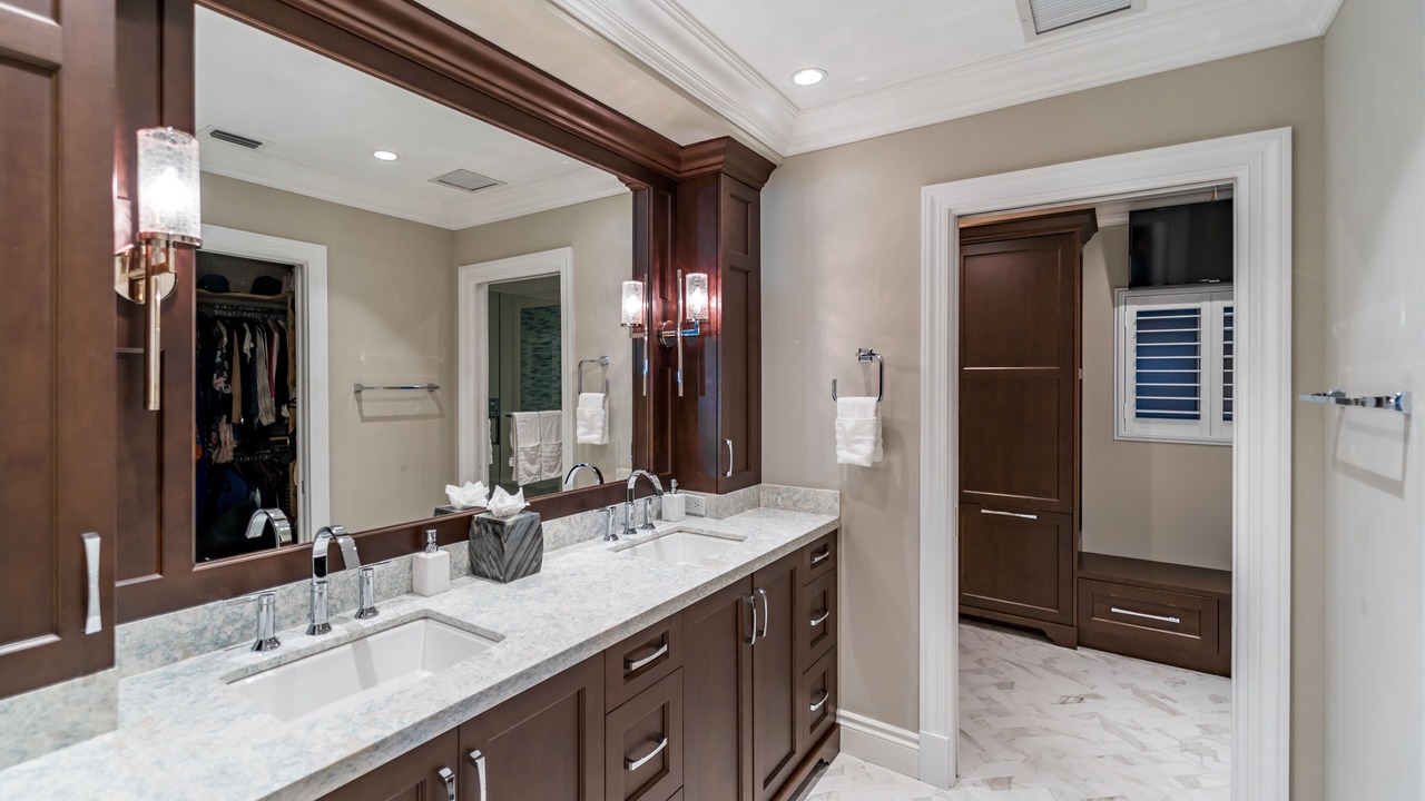 Photo of Bathroom in Coral Ridge