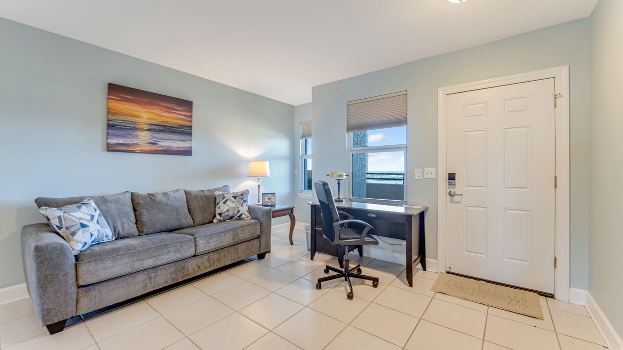 Photo of Livingroom in Daytona Beach Shores