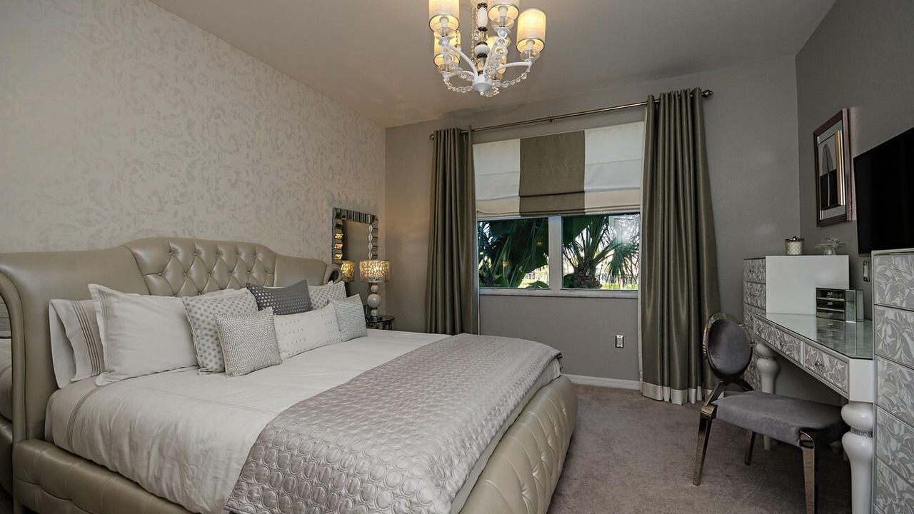 Photo of Bedroom in Naples