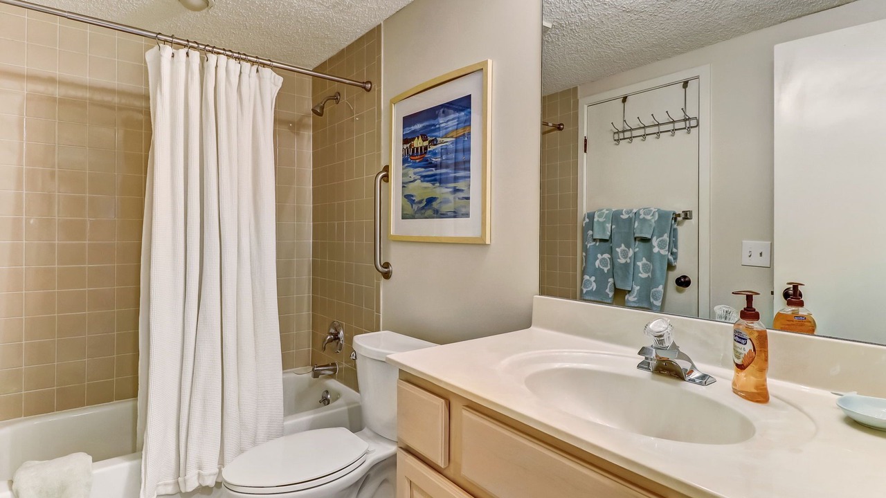 Photo of Bathroom in Fernandina Beach