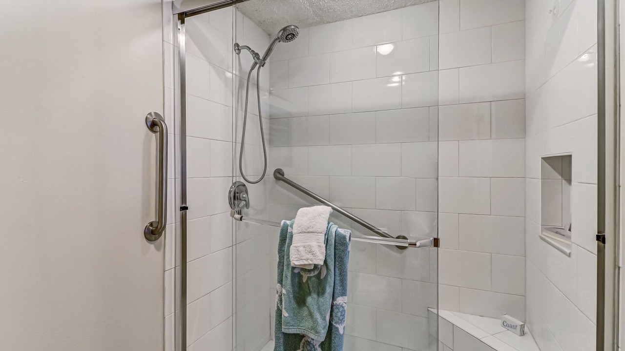 Photo of Bathroom in Fernandina Beach