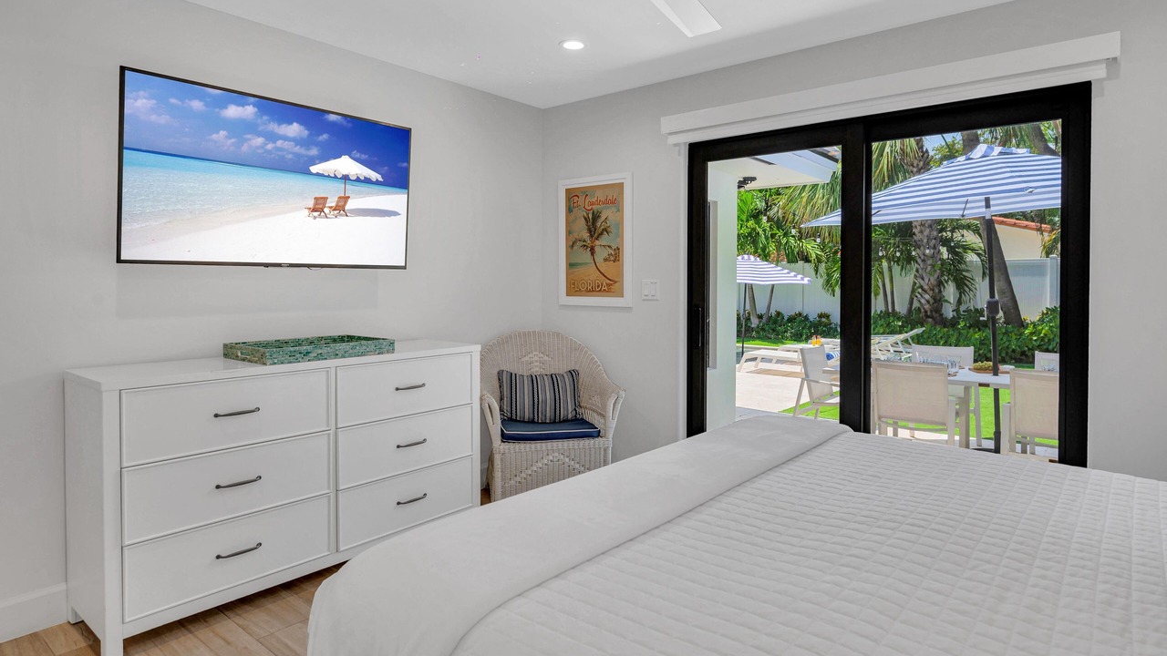 Photo of Bedroom in Harbour Inlet
