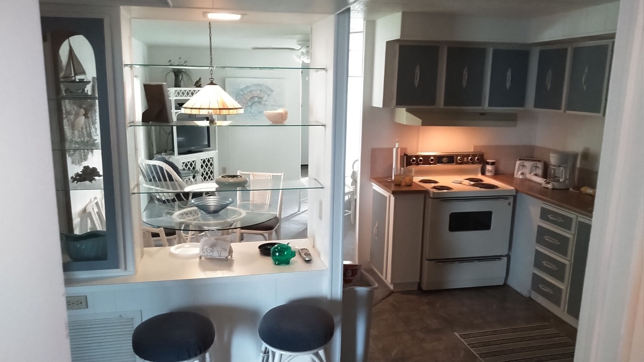 Photo of Kitchen in Taylor Creek