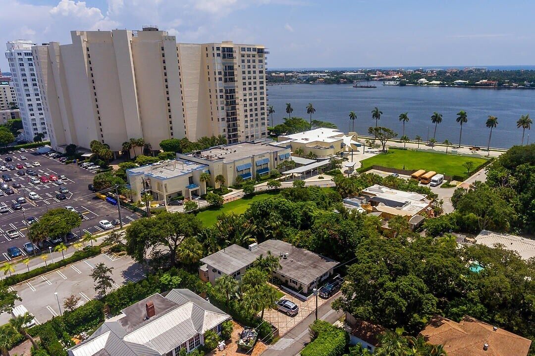 Photo of Others in West Palm Beach