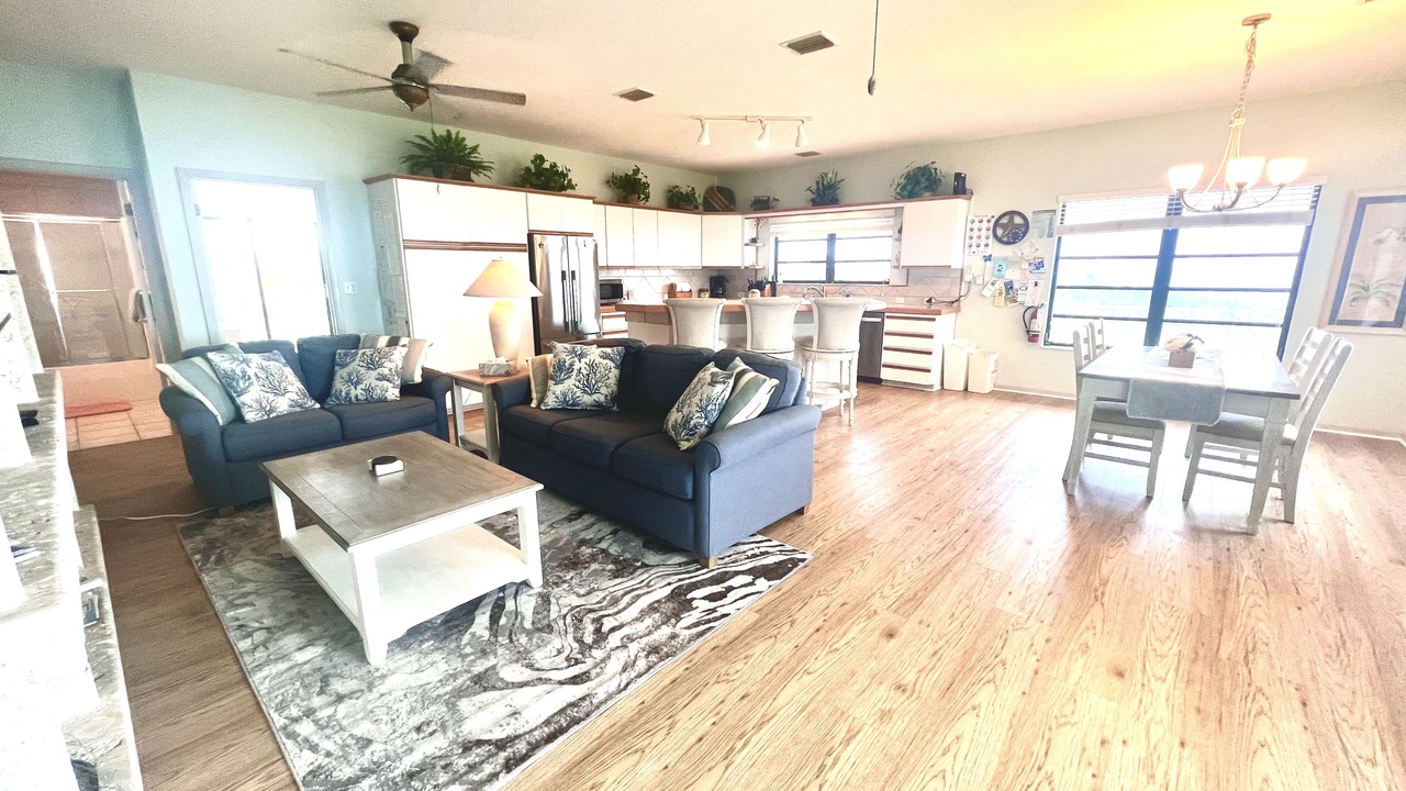 Photo of Livingroom in Lower Keys