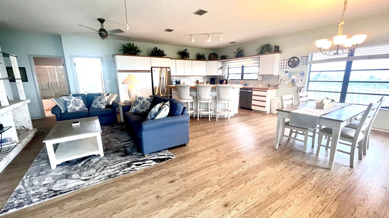 Photo of Livingroom in Lower Keys