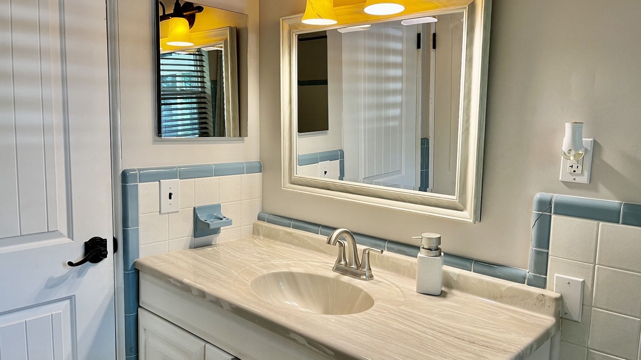 Photo of Bathroom in Coquina Key
