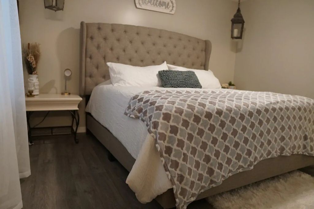Photo of Bedroom in Doctors Inlet