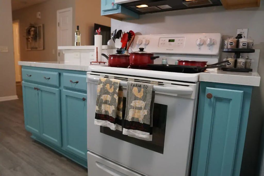 Photo of Kitchen in Doctors Inlet