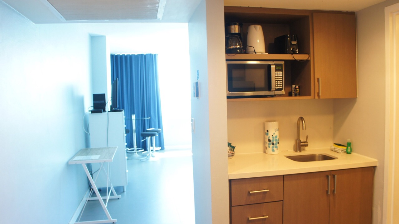 Photo of Kitchen in Mid Beach