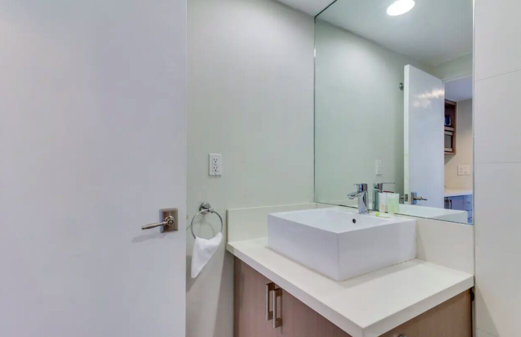 Photo of Bathroom in Mid Beach
