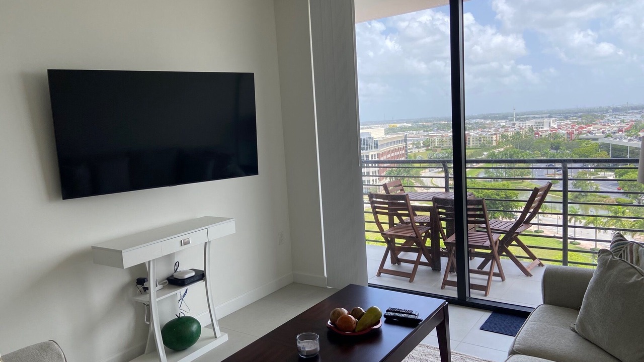 Photo of Livingroom in Doral