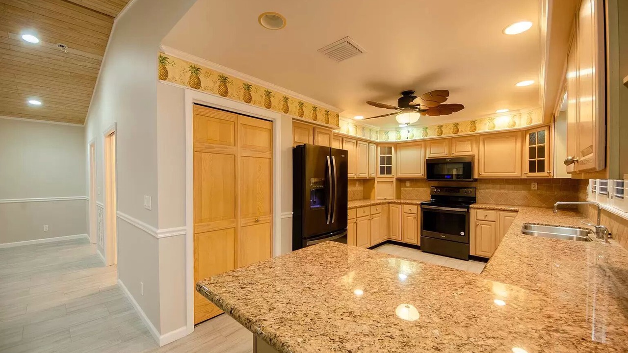 Photo of Kitchen in Big Coppitt Key