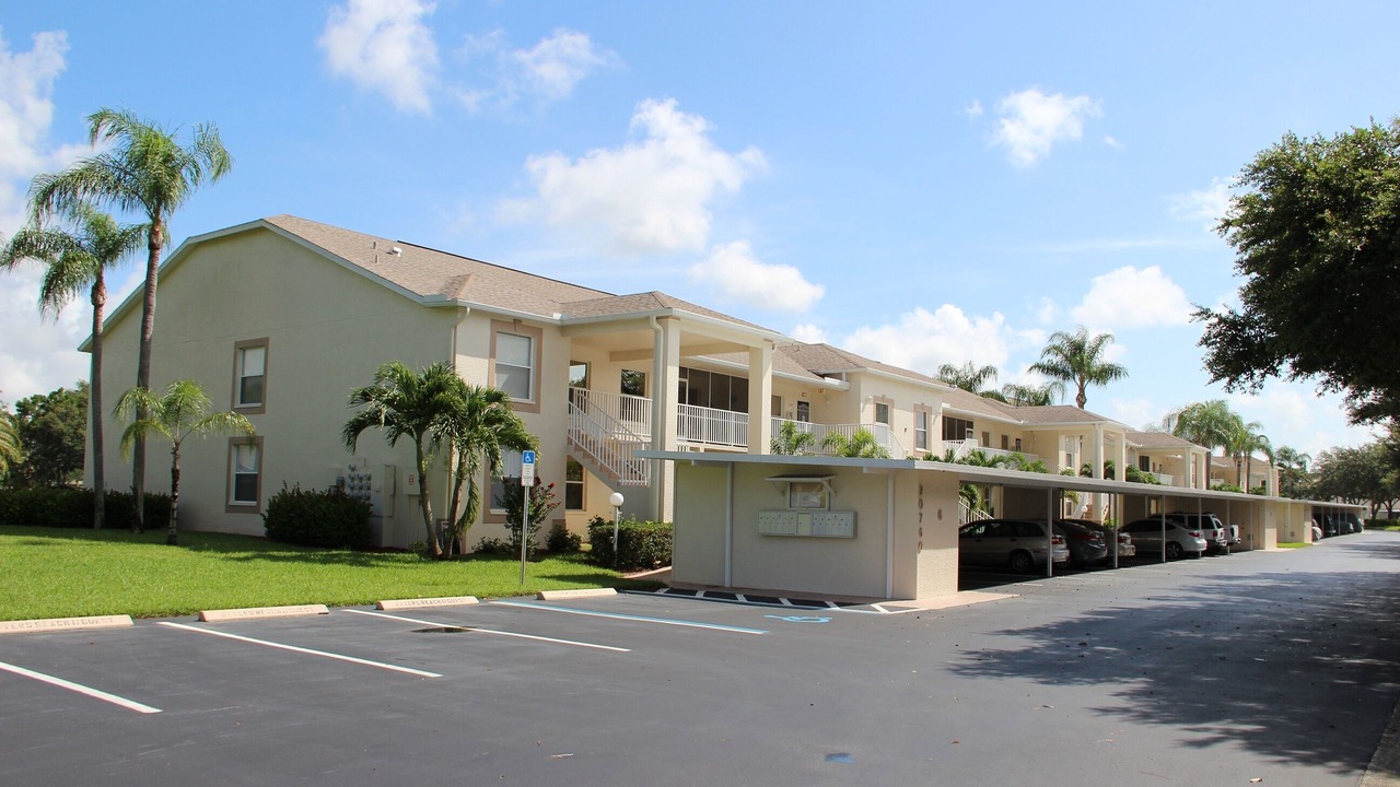 Photo of Others in Estero