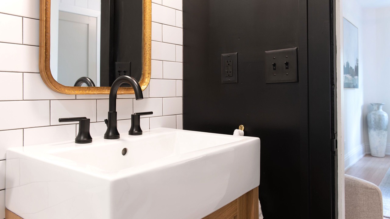 Photo of Bathroom in Avondale