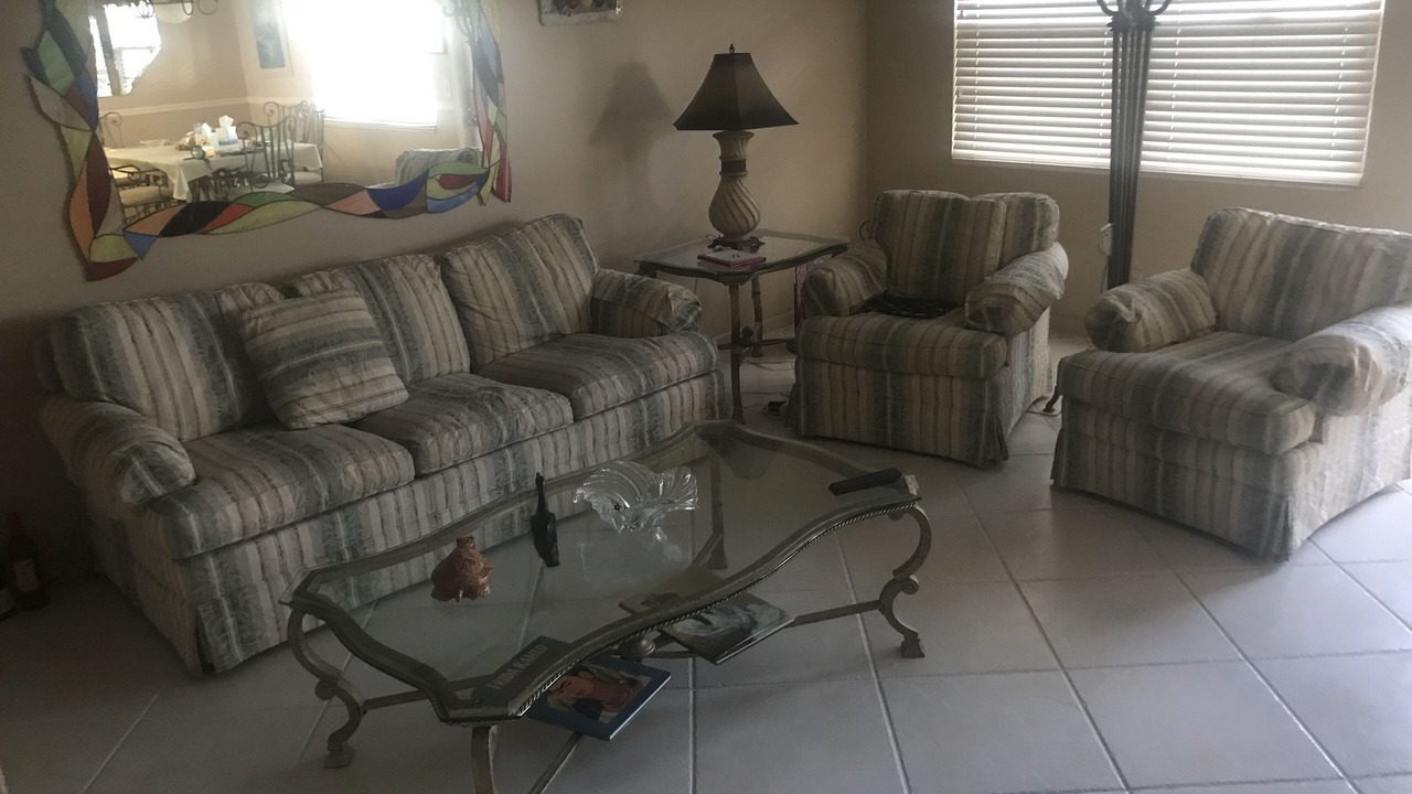 Photo of Livingroom in Century Village