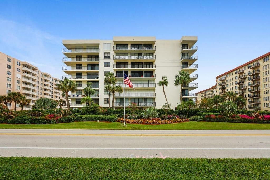 Photo of Outdoor in South Palm Beach