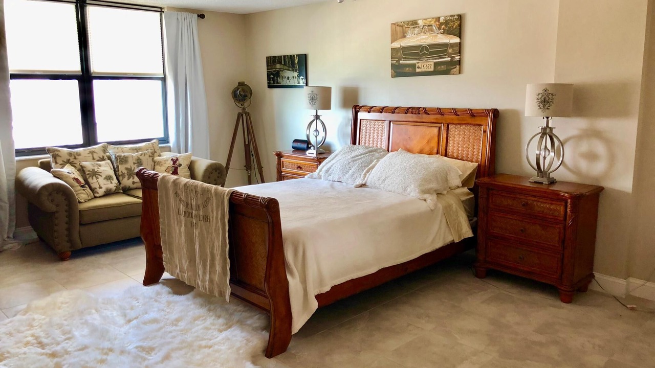 Photo of Bedroom in South Palm Beach