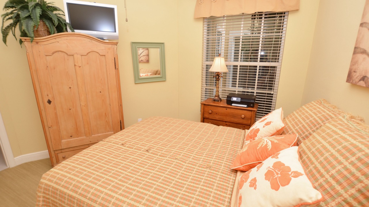 Photo of Bedroom in Pelican Bay