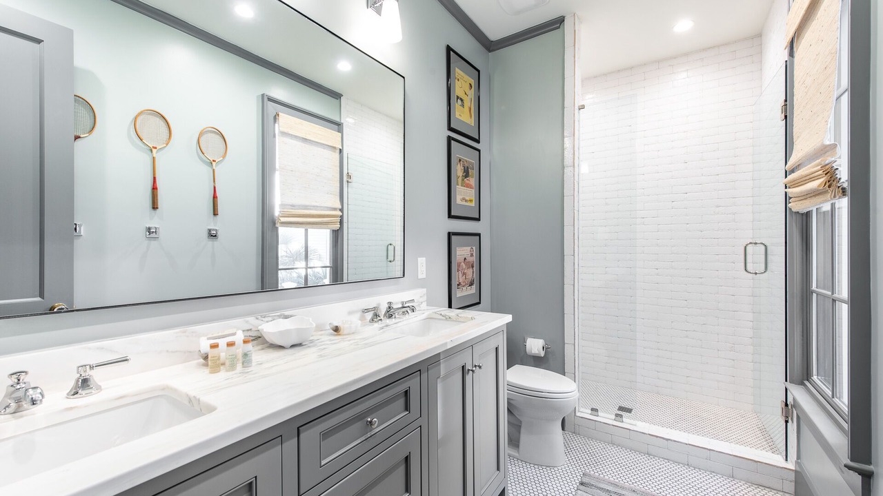 Photo of Bathroom in Seaside