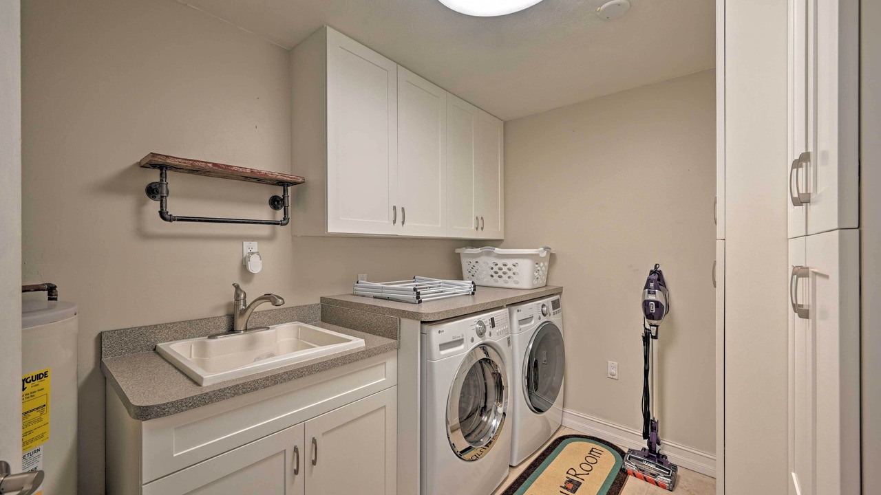 Photo of Bedroom in Palm River Estates