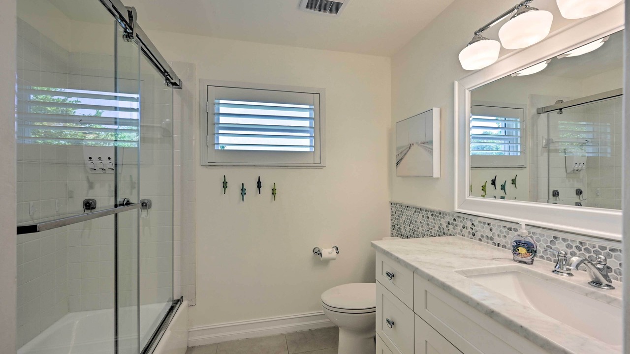 Photo of Bathroom in Palm River Estates
