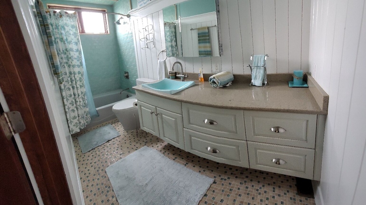 Photo of Bathroom in Steinhatchee