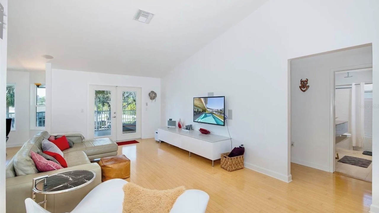 Photo of Livingroom in Port Richey