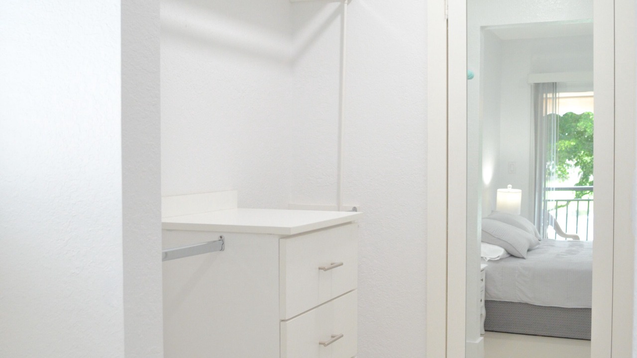 Photo of Bedroom in Cutler Bay