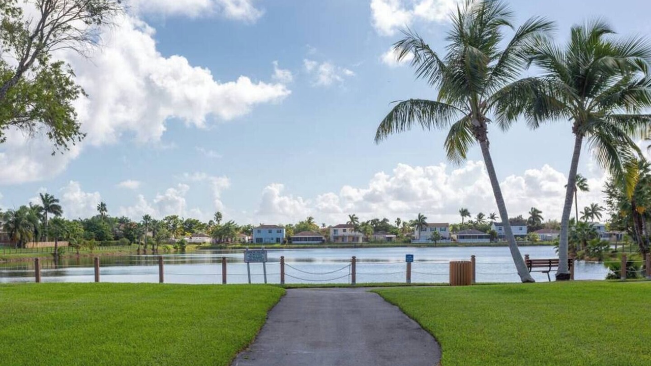 Photo of Outdoor in Cutler Bay