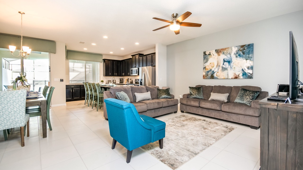 Photo of Livingroom in Four Corners