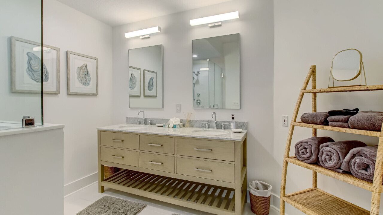 Photo of Bathroom in Amelia City