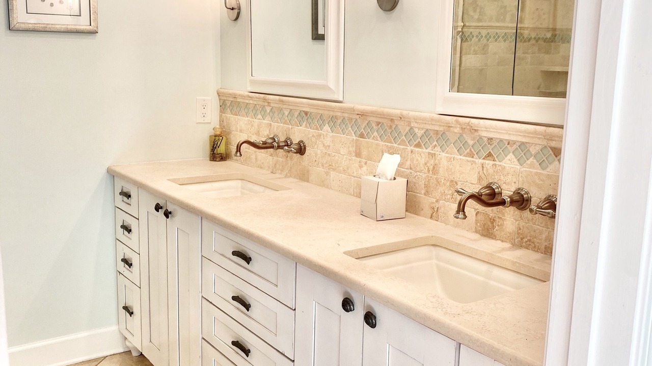 Photo of Bathroom in Sawgrass
