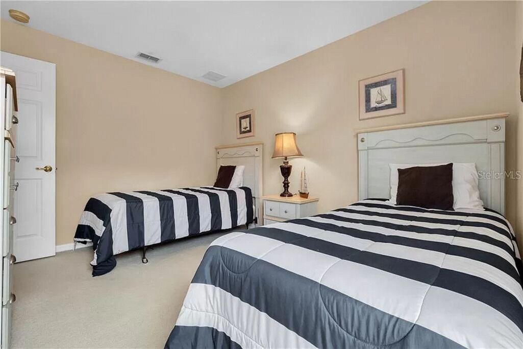 Photo of Bedroom in Watersong