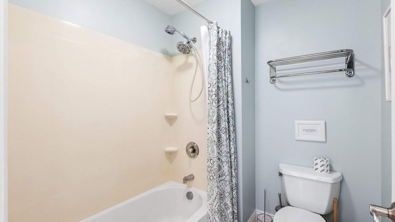 Photo of Bathroom in Sunnyside