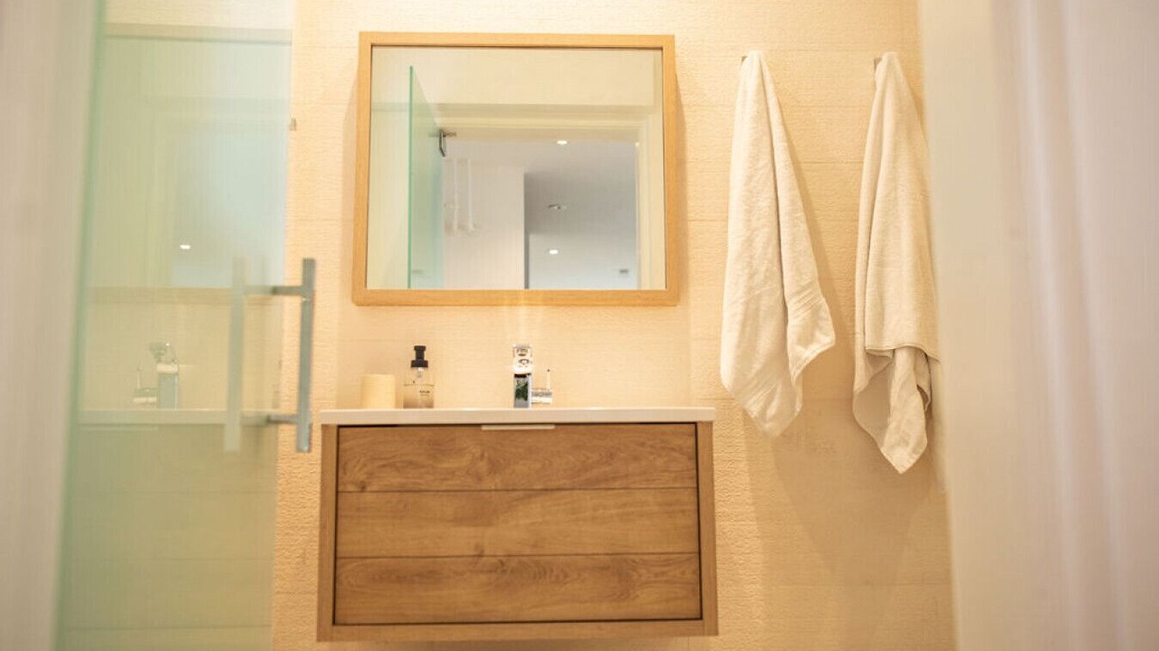 Photo of Bathroom in Douglas