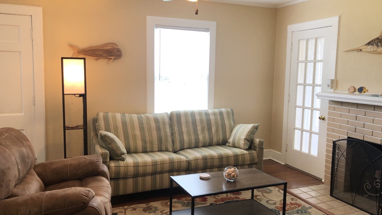Photo of Livingroom in Southeast Pensacola