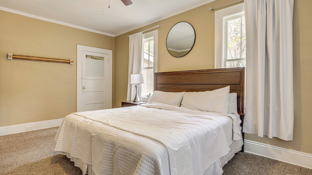 Photo of Bedroom in Northside