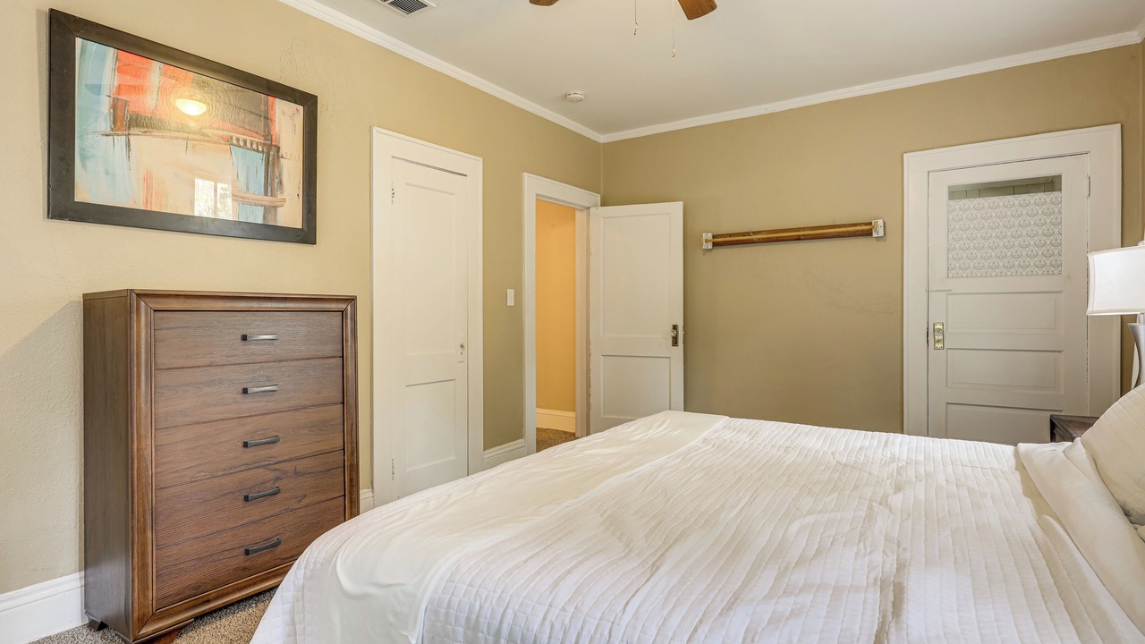 Photo of Bedroom in Northside