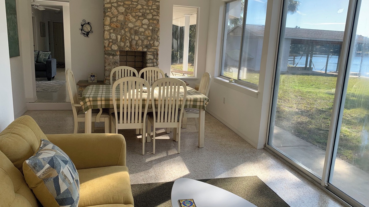 Photo of Livingroom in Crystal River