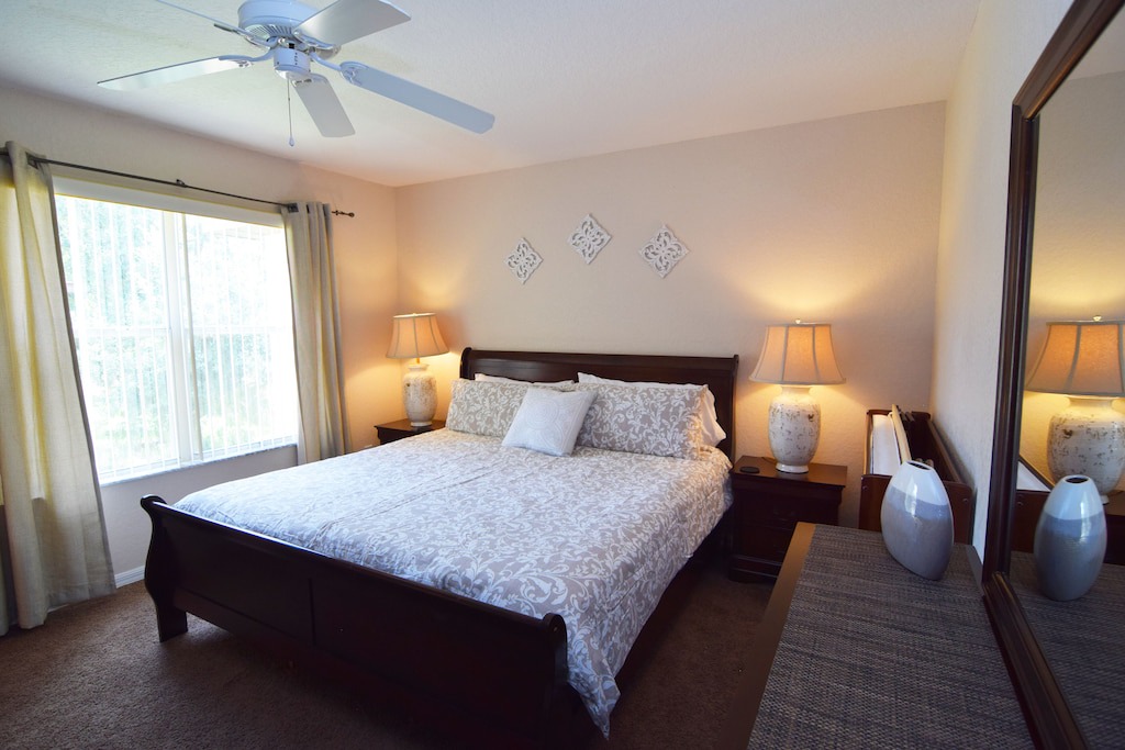 Photo of Bedroom in Regal Palms