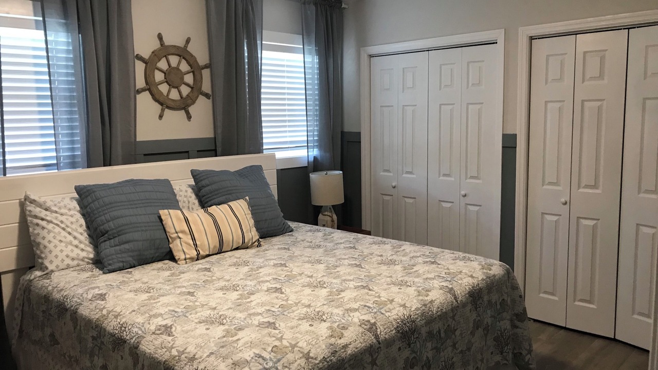 Photo of Bedroom in Driftwood Isles