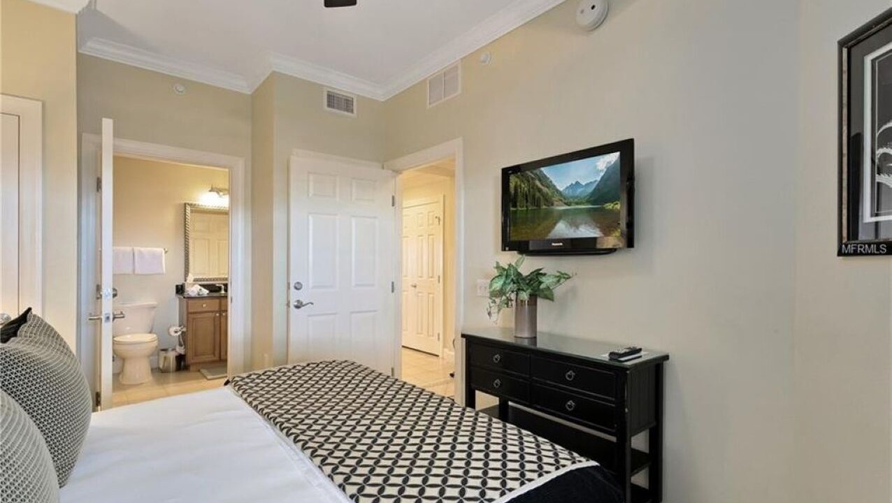 Photo of Bedroom in Reunion