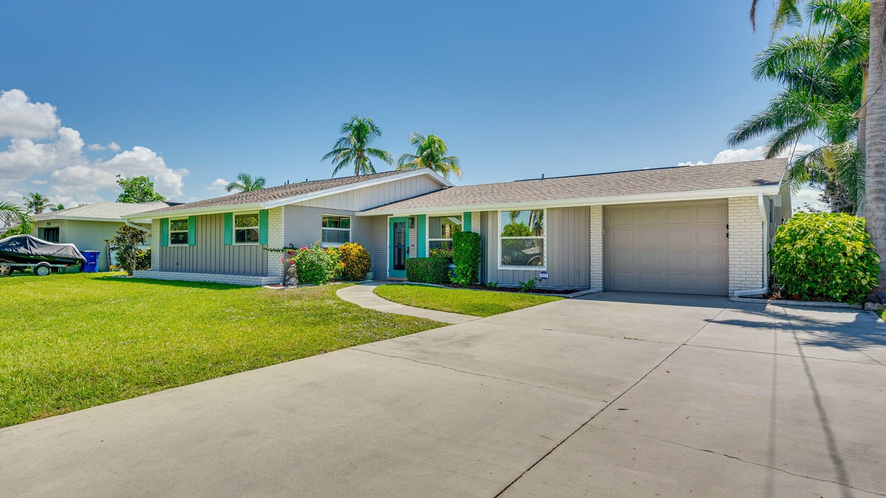Photo of Others in Lochmoor Waterway Estates
