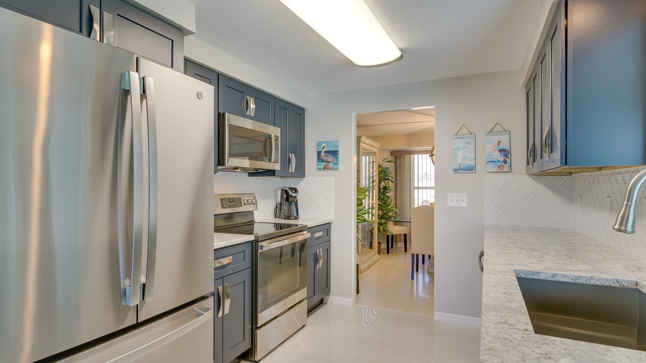 Photo of Kitchen in Lochmoor Waterway Estates