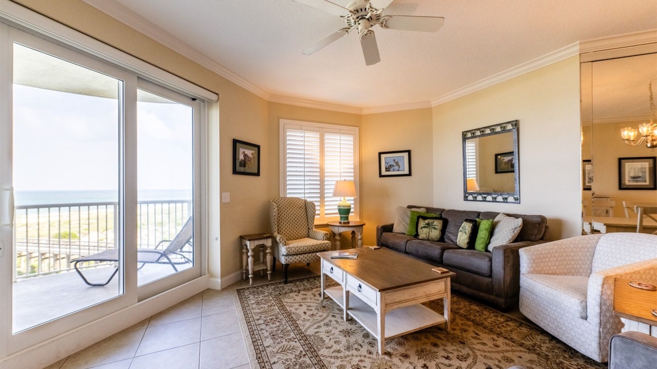 Photo of Livingroom in Amelia City